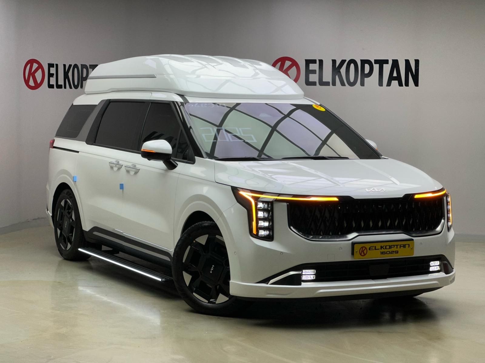 Kia - Carnival Hyp Limousine